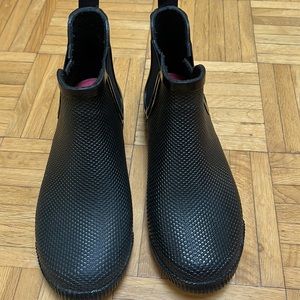 COUGAR hand crafted rubber boots, size 7